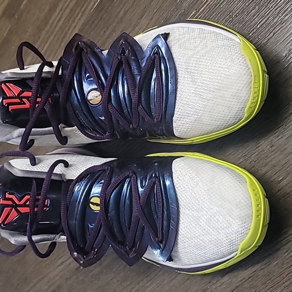 🎉New🎉 Mens Nike Kyrie 5 Mamba Mentality Shoes